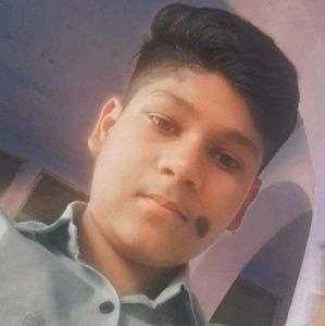 Meet your Posher, Nikhil